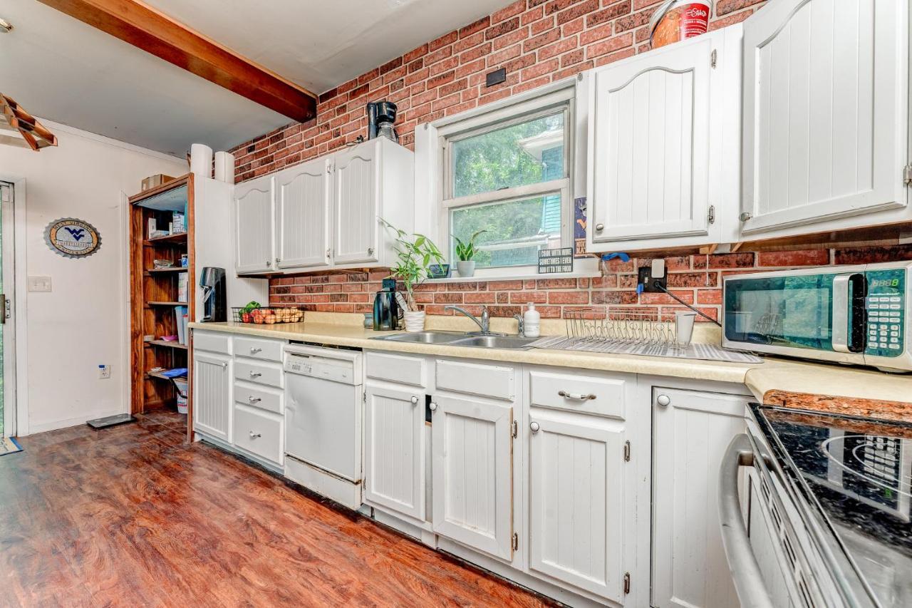 Awesome House, 5 Minutes To Dt, 2 Miles To Stadium And Ruby Memorial! Morgantown Zewnętrze zdjęcie
